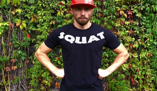 Футболка SQUAT
